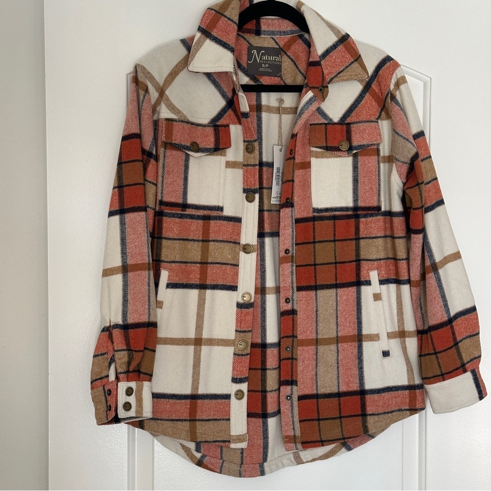NWT Natural Reflections Egret Women’s Plaid Shirt Jacket Shacket size small